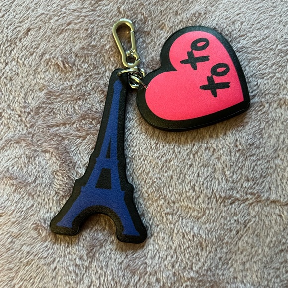 Purse charm Eiffel tower and heart silver trim Karl Lagerfeld - Picture 2 of 2